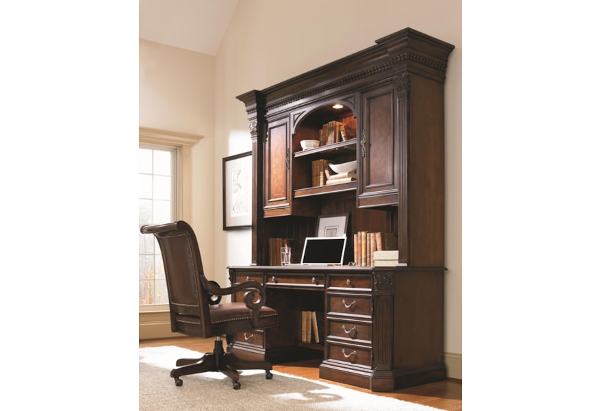 Hooker Furniture European Renaissance Ii Office Desk With Hutch