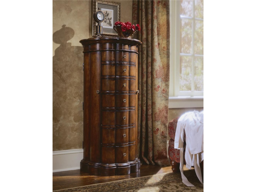 Hooker Furniture Seven SeasChest of Drawers
