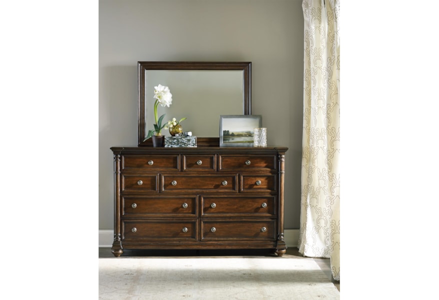 Hooker Furniture Leesburg Dresser With Ten Drawers And Mirror