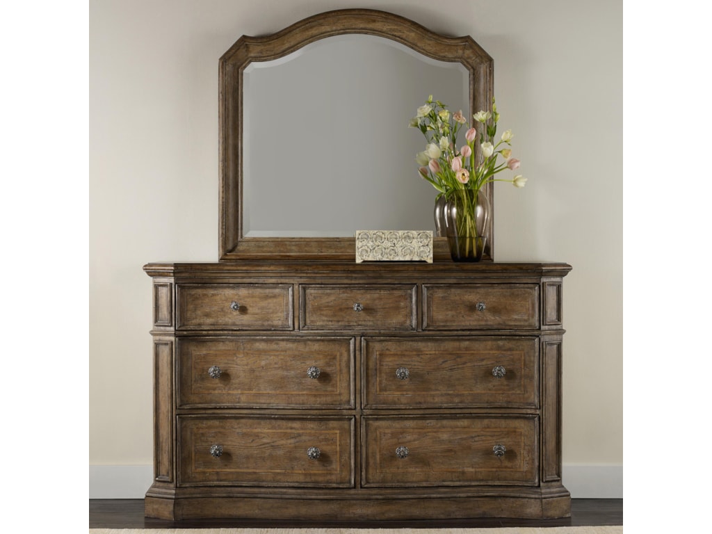 Hooker Furniture Solana 7 Drawer Dresser And Mirror Set With