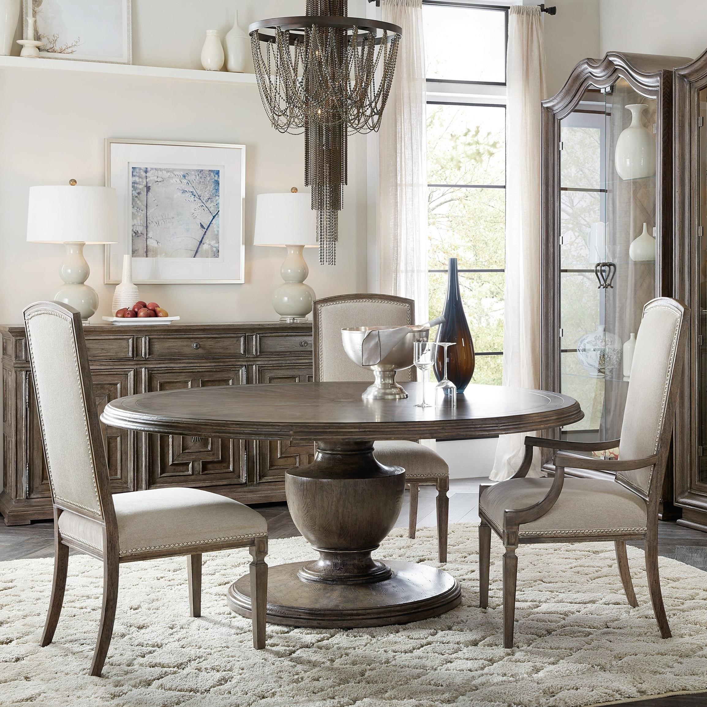 Hooker Furniture Woodlands Transitional Arched Upholstered Arm