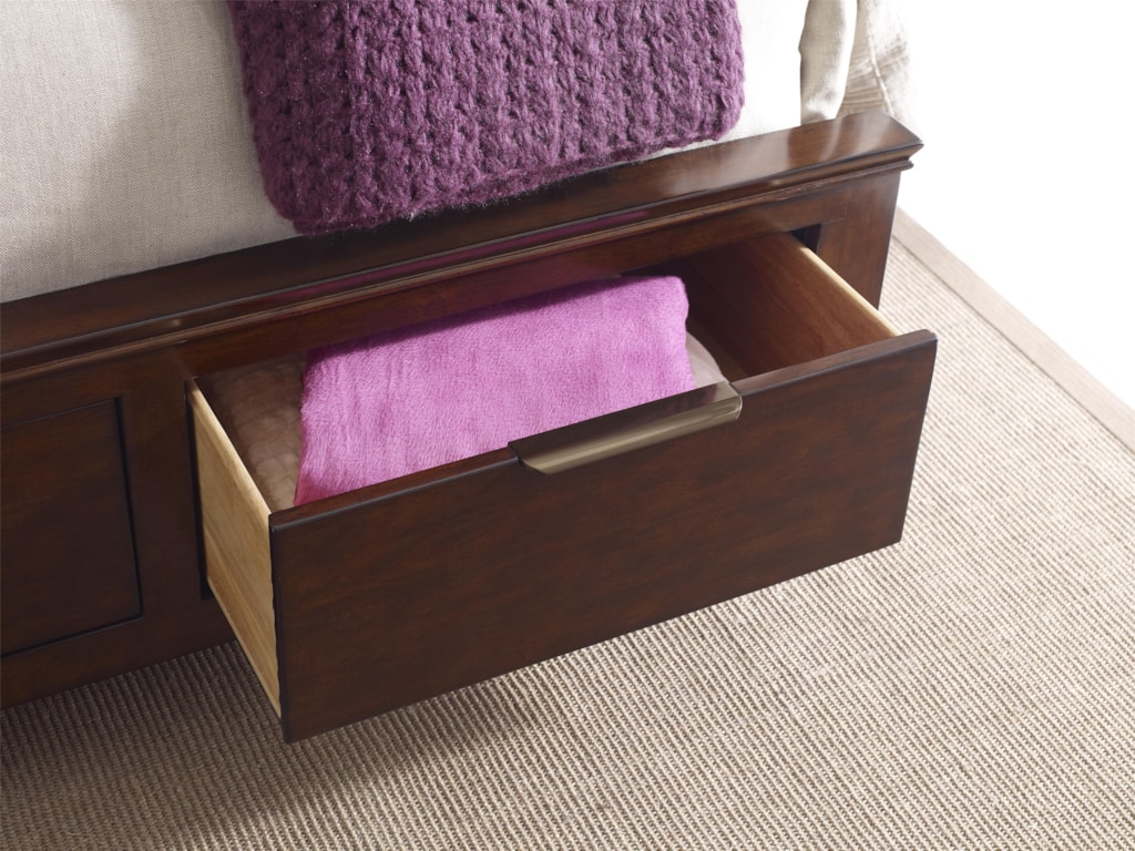 Kincaid Furniture EliseCaris Queen Sleigh Bed w/ Storage Footboard
