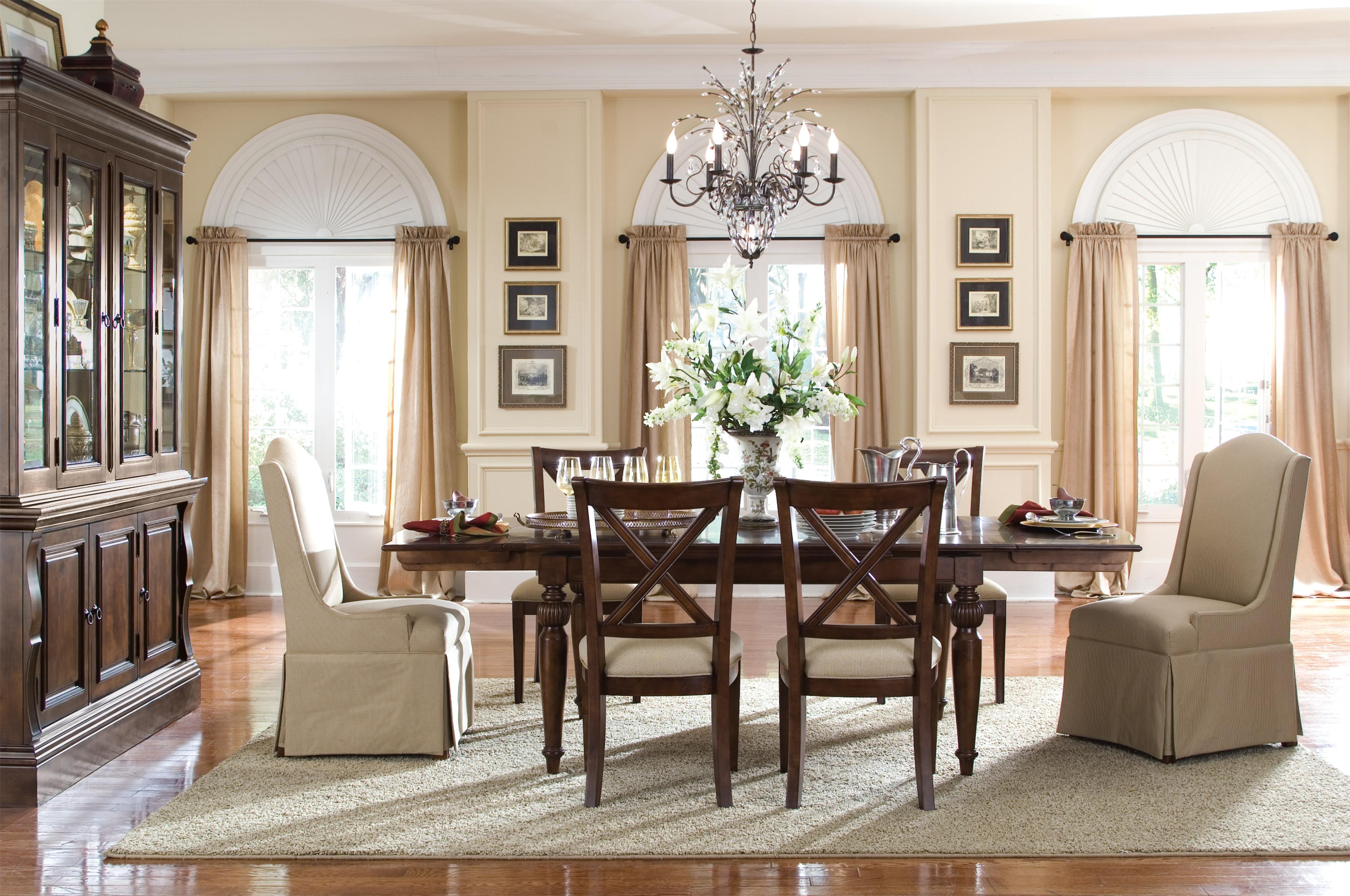 table for accent chairs
