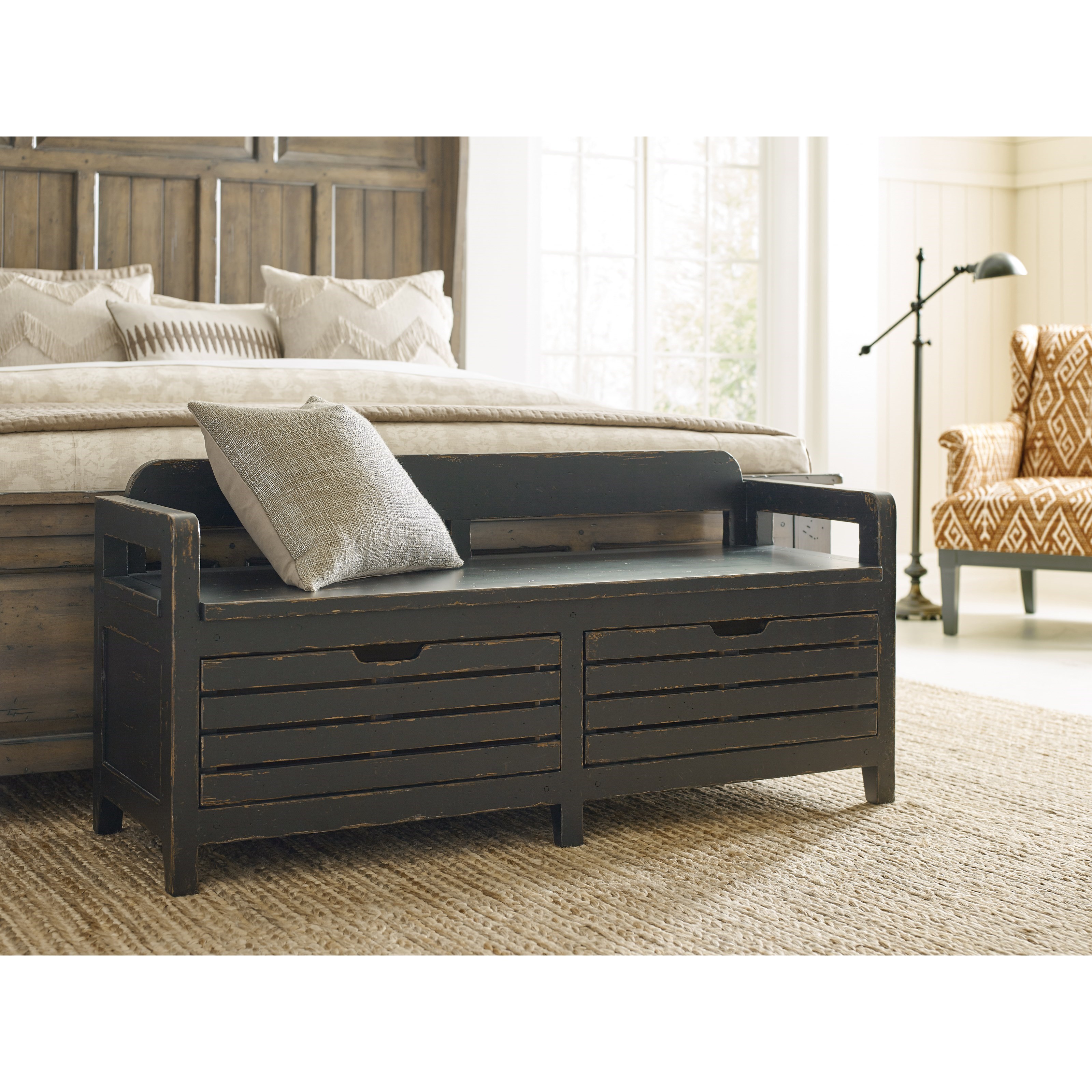 storage chest for end of bed