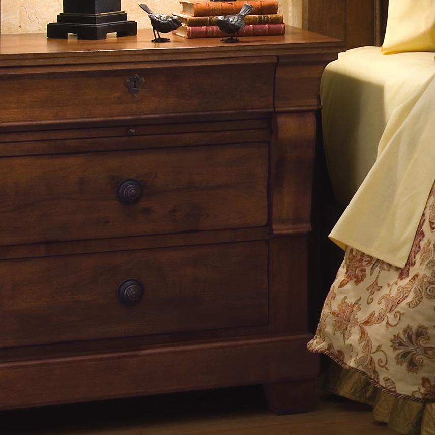 Tuscano Bedside Chest