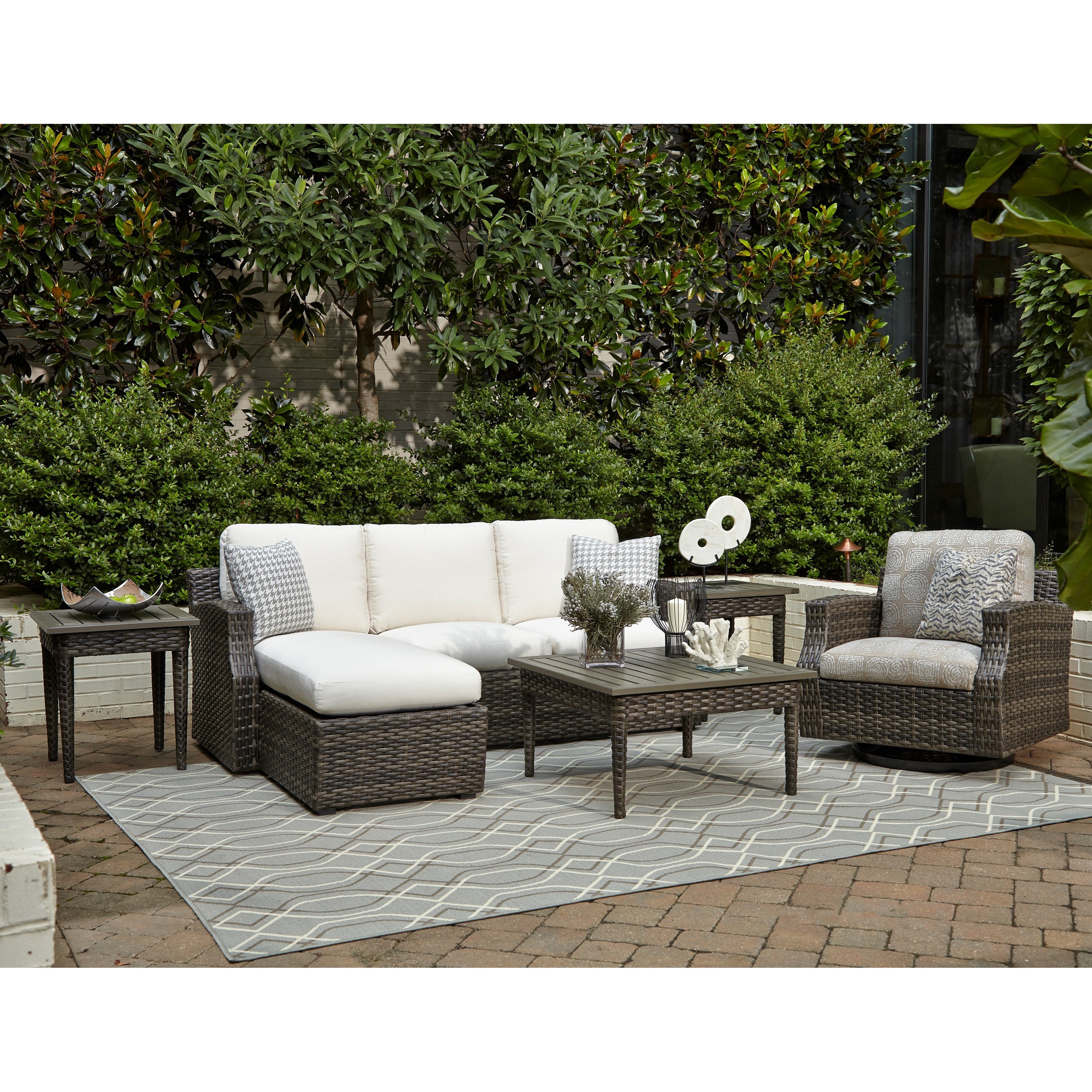 Klaussner Outdoor Cascade Outdoor Chat Set W Drainable Cushions Hudson S Furniture Outdoor Conversation Sets Outdoor Chat Sets