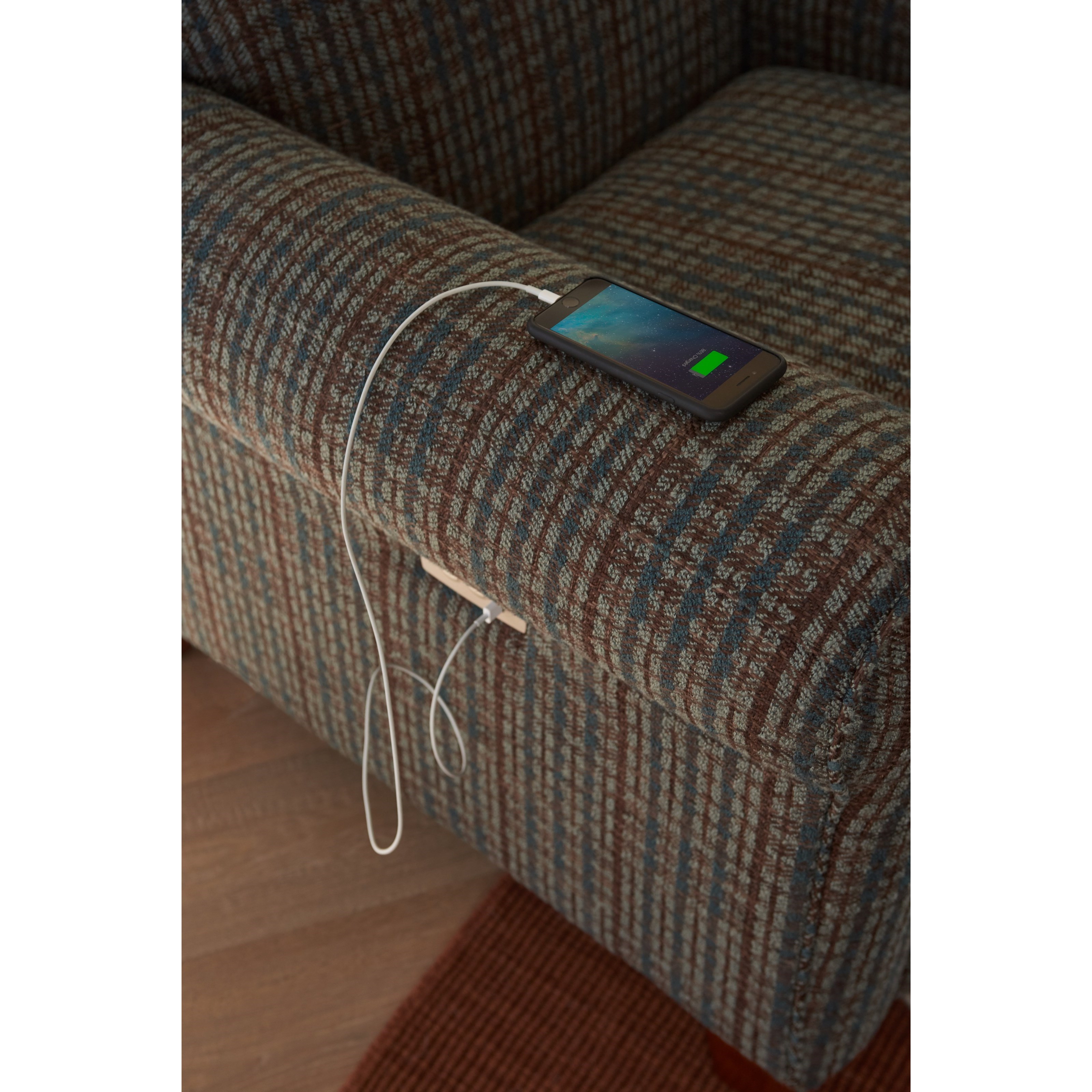 La Z Boy Bennett Duo Power Reclining Chair With Usb Charging Port