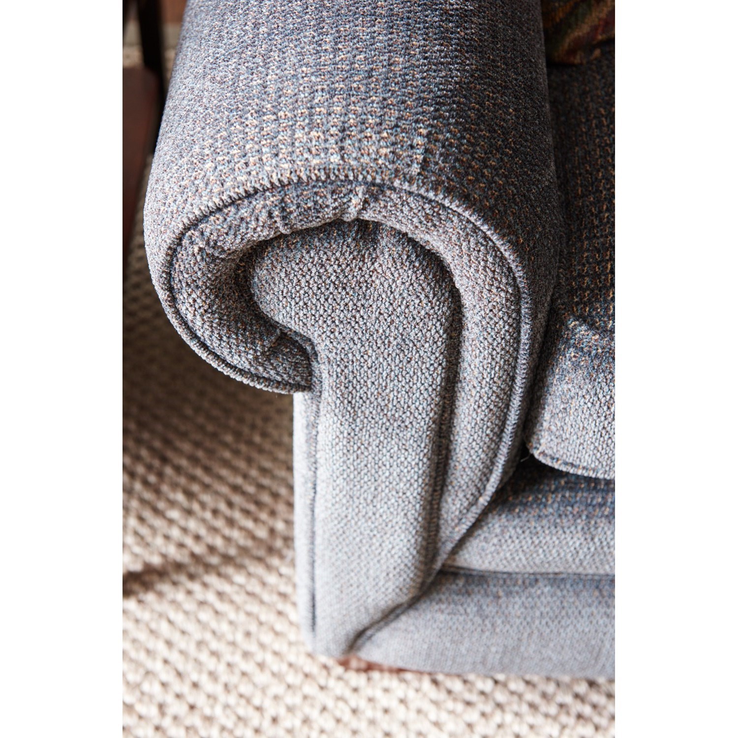 La Z Boy Mackenzie Premier Sofa Lindy S Furniture Company Sofas