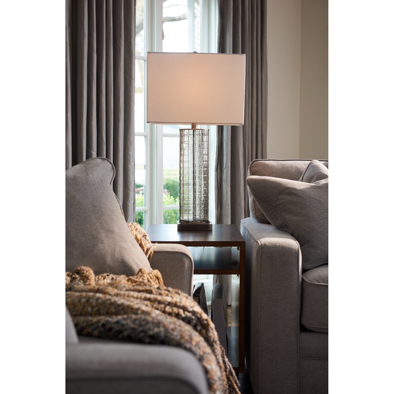 La Z Boy Meyer Contemporary Sofa With Premier Comfortcore Cushions