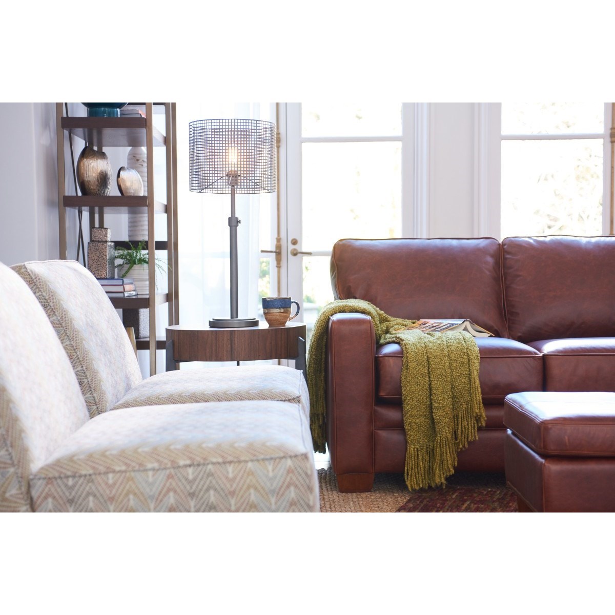 La Z Boy Meyer Contemporary Sofa With Premier Comfortcore Cushions