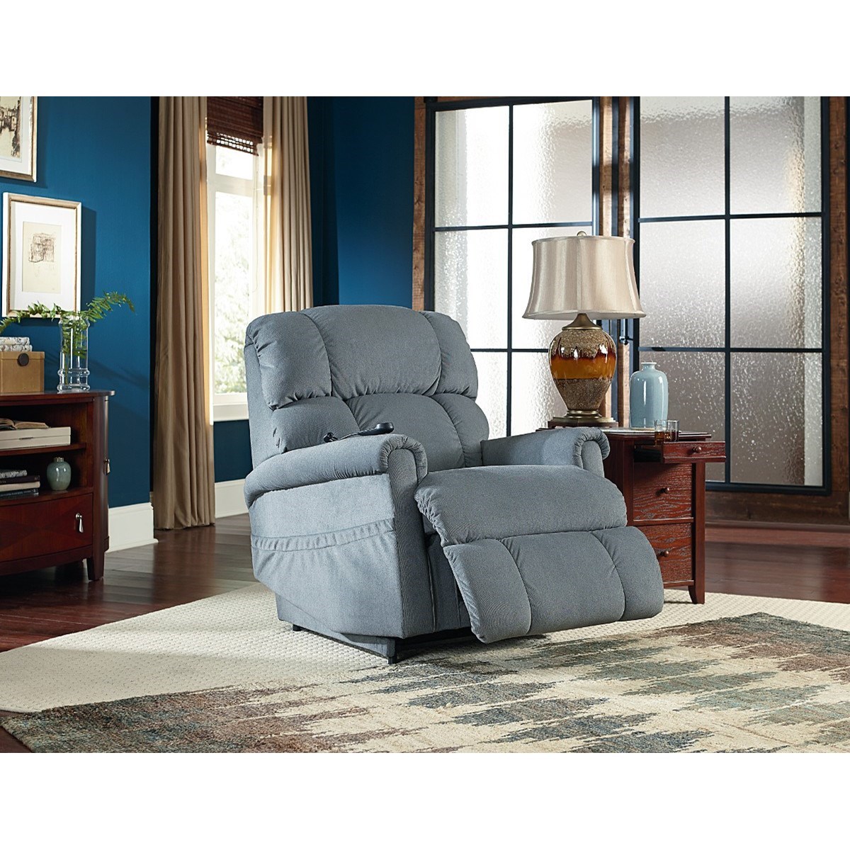 LaZBoy Pinnacle Platinum Luxury Lift® PowerReclineXR+ Recliner AHFA Lift Chairs
