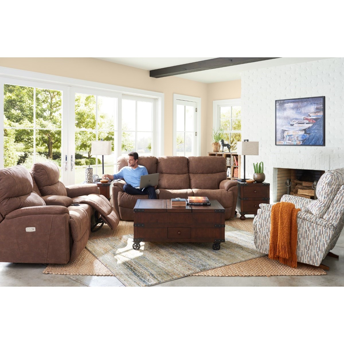La Z Boy Trouper Power Reclining Sofa With Usb Charging Ports Superstore Reclining Sofas