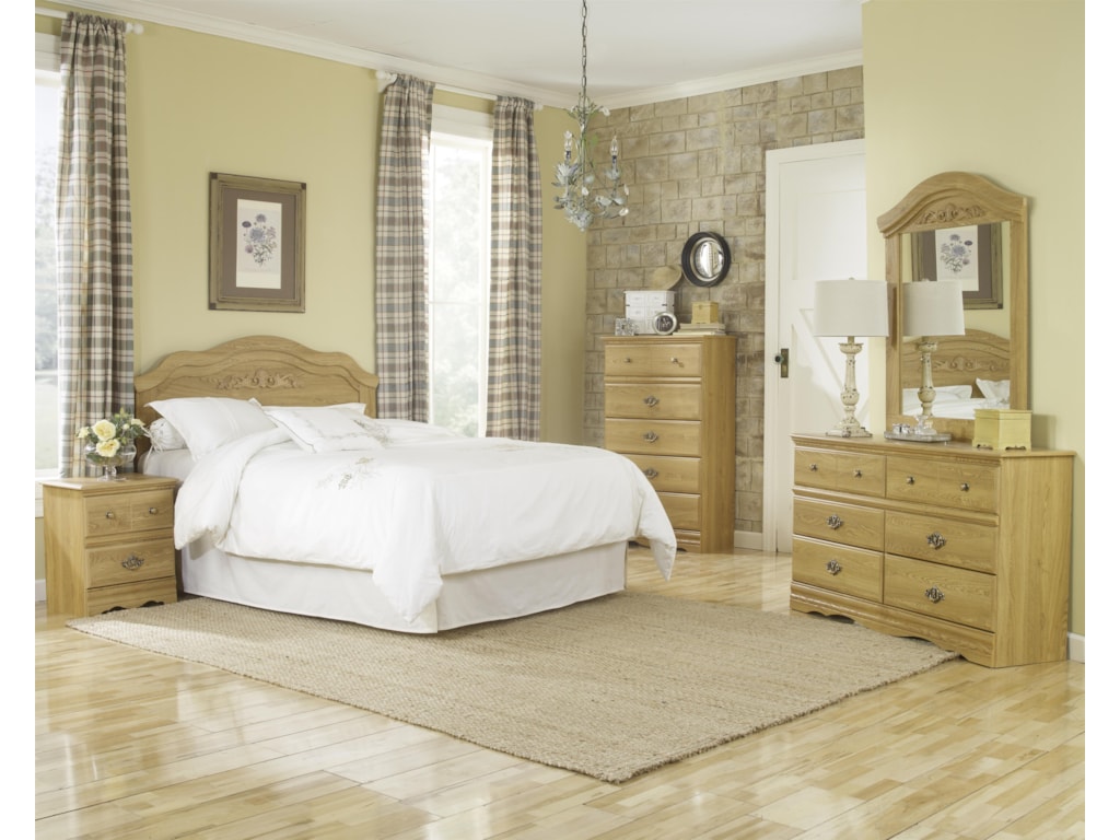 Lang Oak CreekQueen Panel Headboard