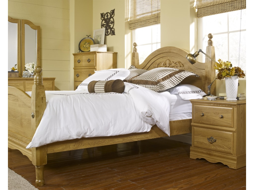 Lang Oak CreekKing Wood Post Bed