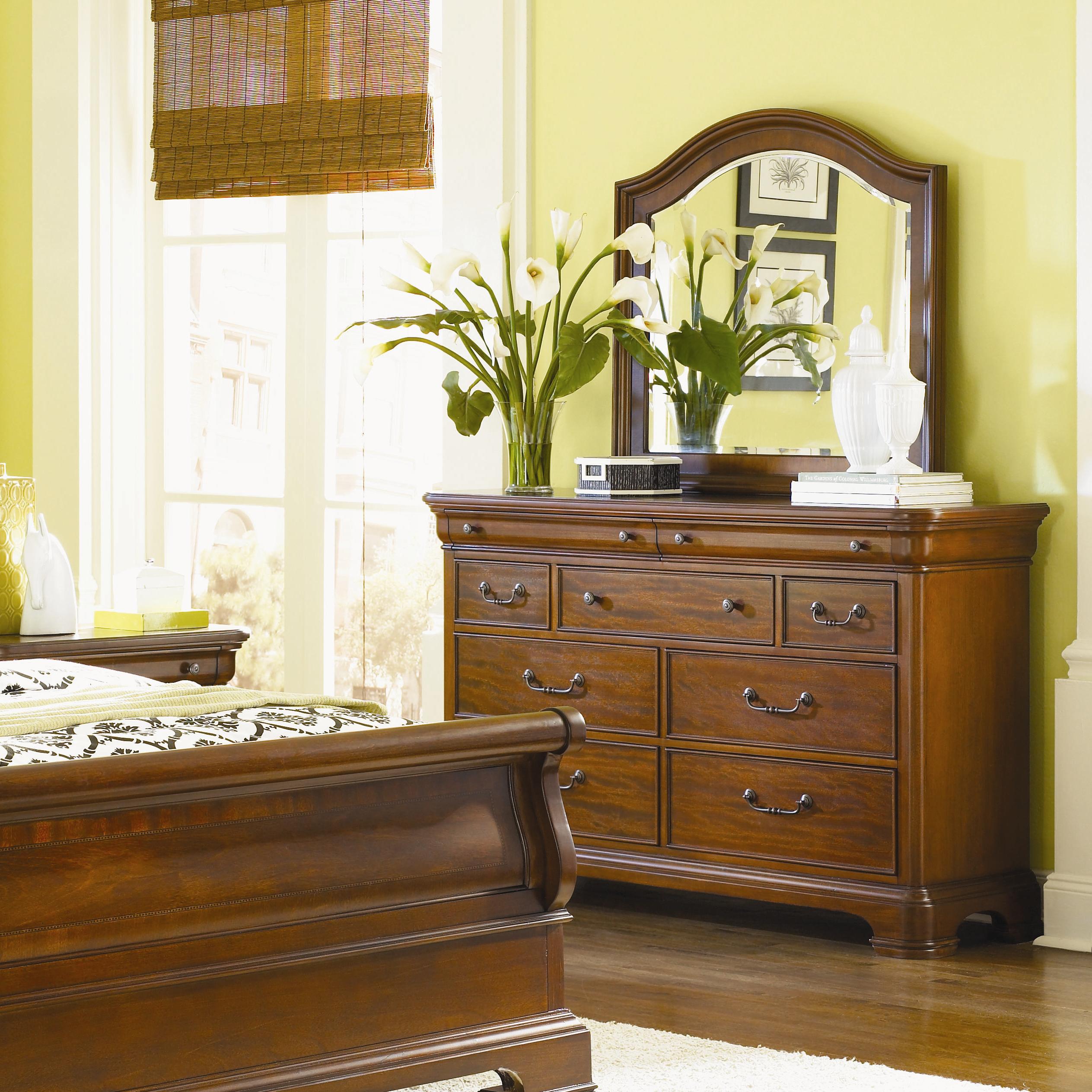 Legacy Classic Evolution 9 Drawer Dresser Mirror Combo Miller