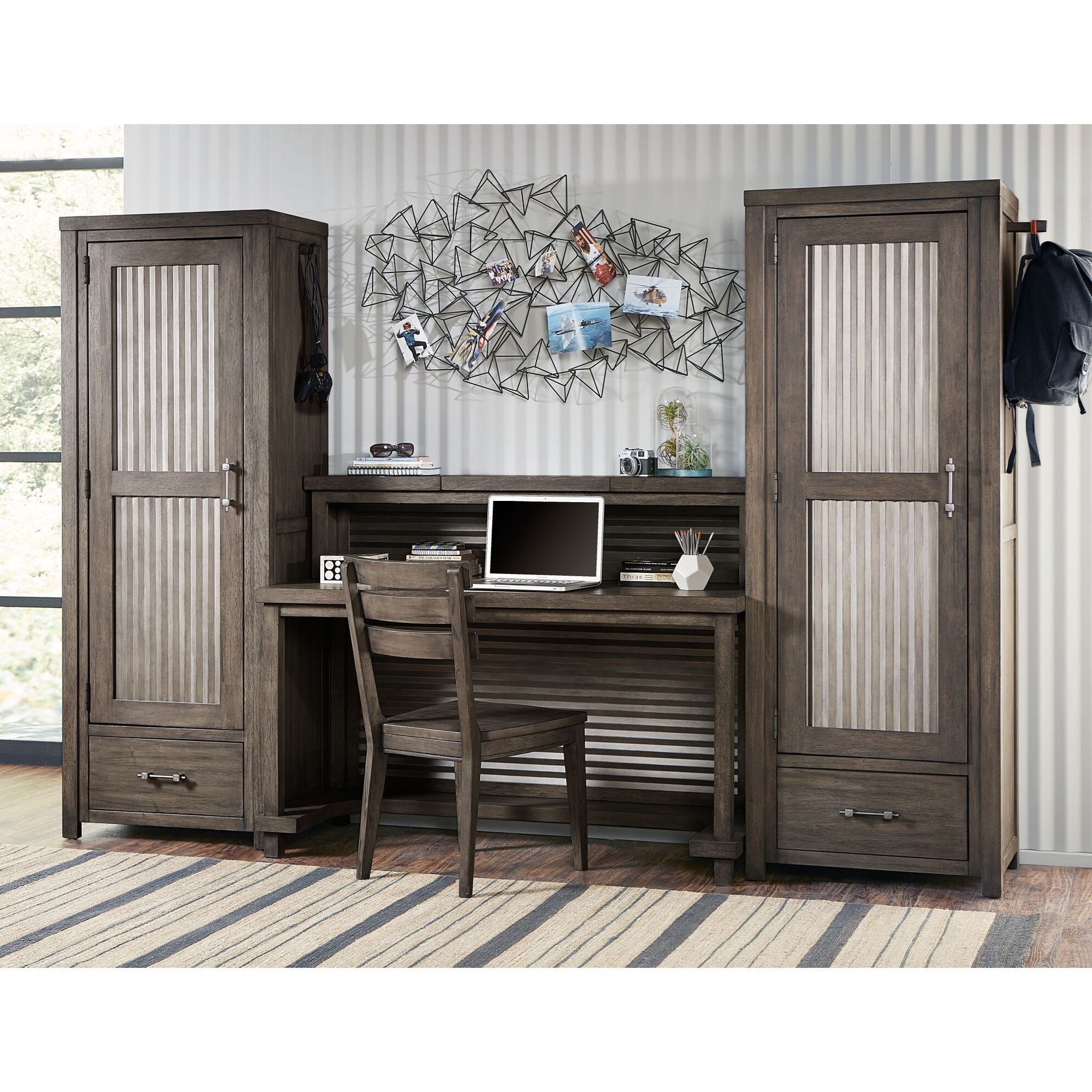 Legacy Classic Kids Bunkhouse Rustic Casual Activity Table And