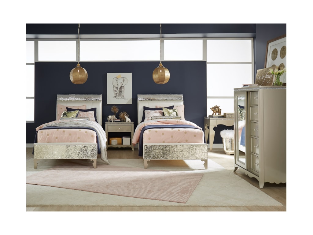 Legacy Classic Kids Glitz and GlamFull Upholstered Bed