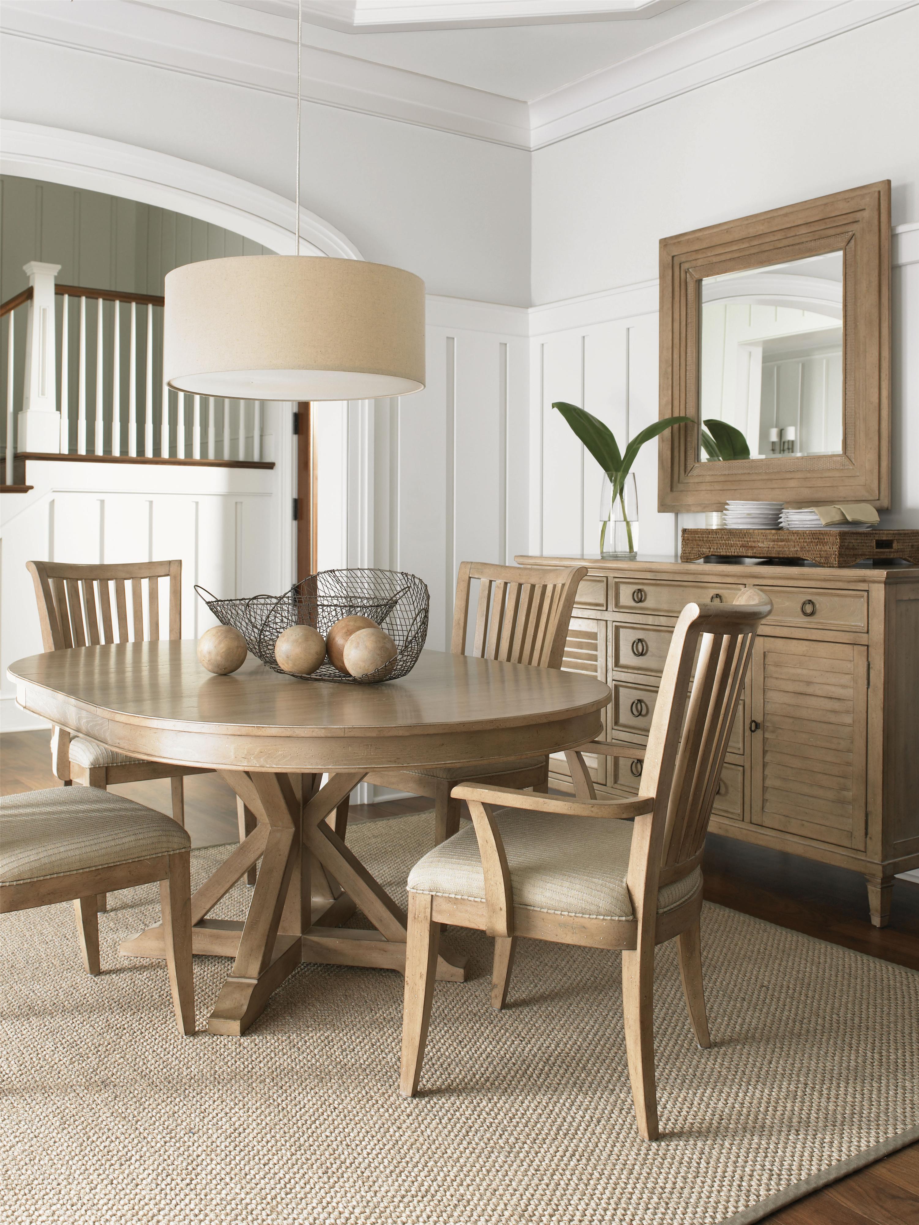 Lexington Monterey Sands San Marcos Round Dining Table