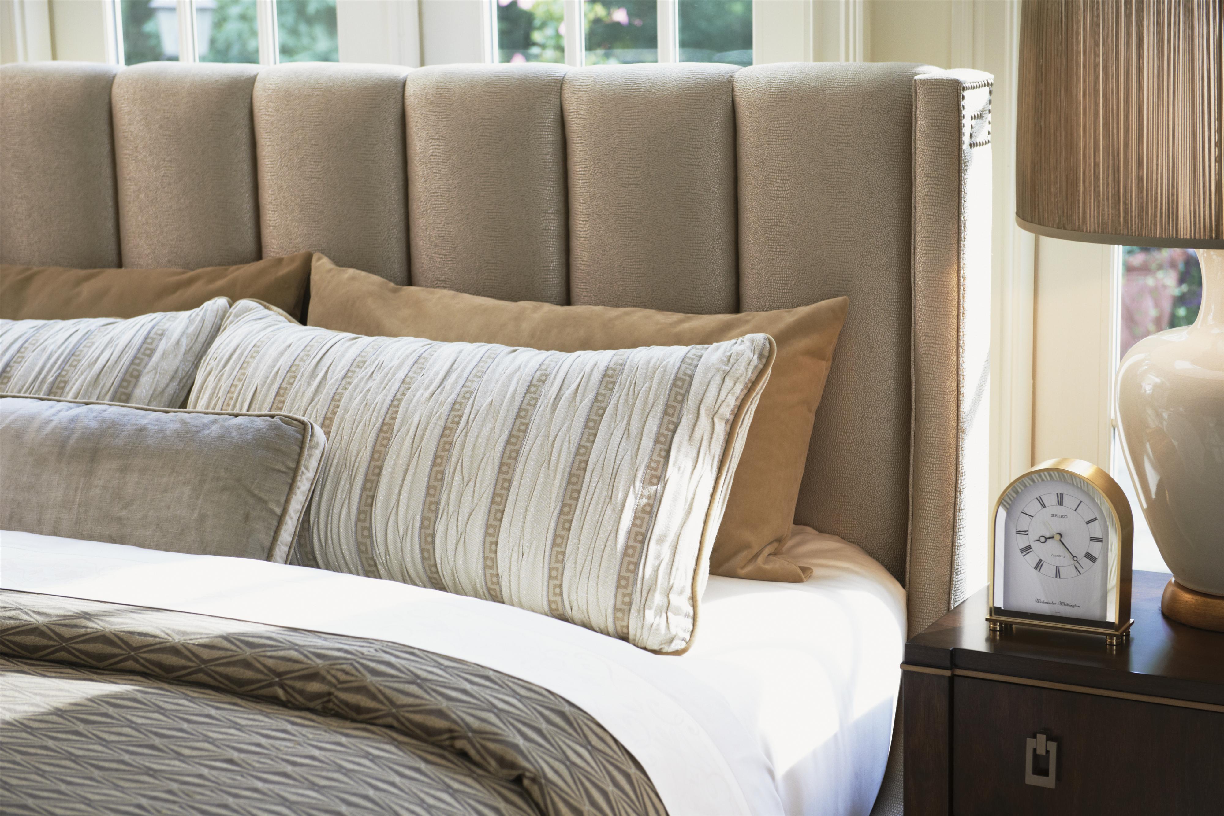 Lexington Tower Place Queen Barrington Upholstered Bed With Nailheads And Tapered Wood Legs Sprintz Furniture Upholstered Beds