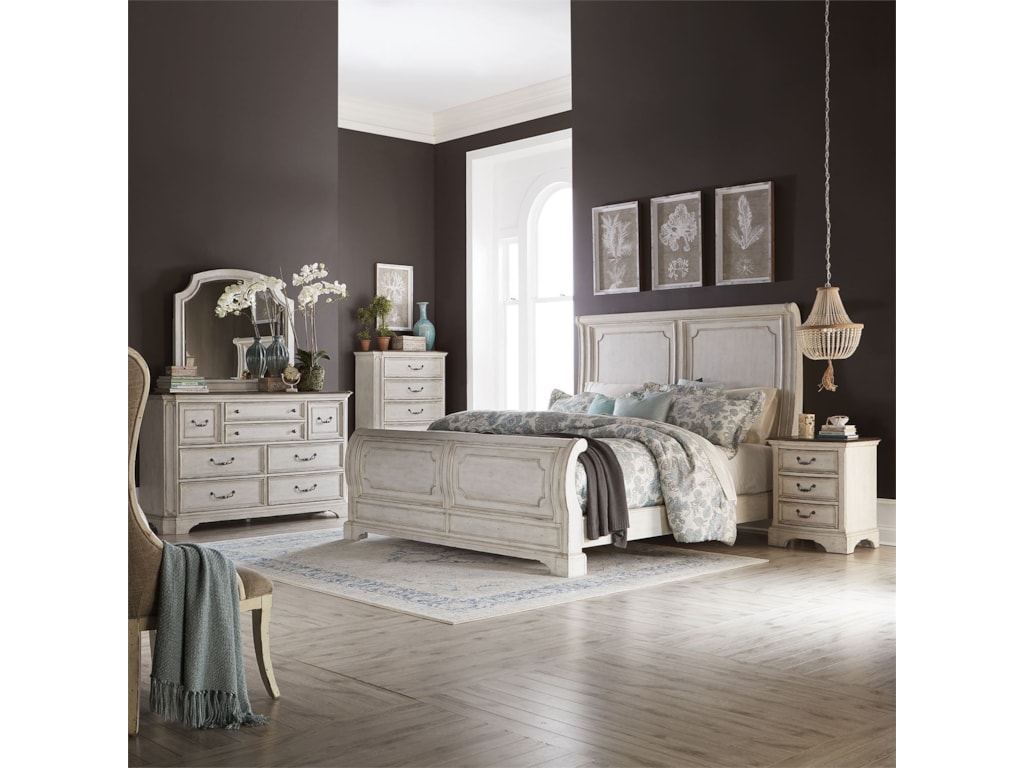 Liberty Furniture Abbey RoadQueen Sleigh Bed