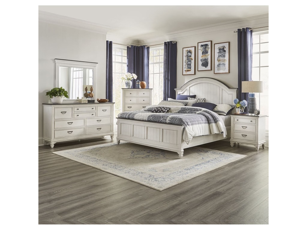 Liberty Furniture Allyson ParkKing Arched Panel Bed