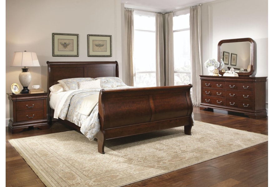 Freedom Furniture Carriage Court Queen Sleigh Bed Ruby Gordon Home Sleigh Beds Queen Size Sleigh Bed Set