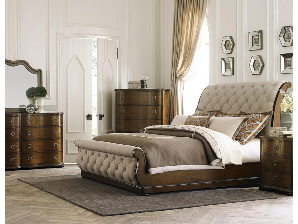 Liberty Furniture Cotswold Queen 5 Piece Bedroom Group Royal