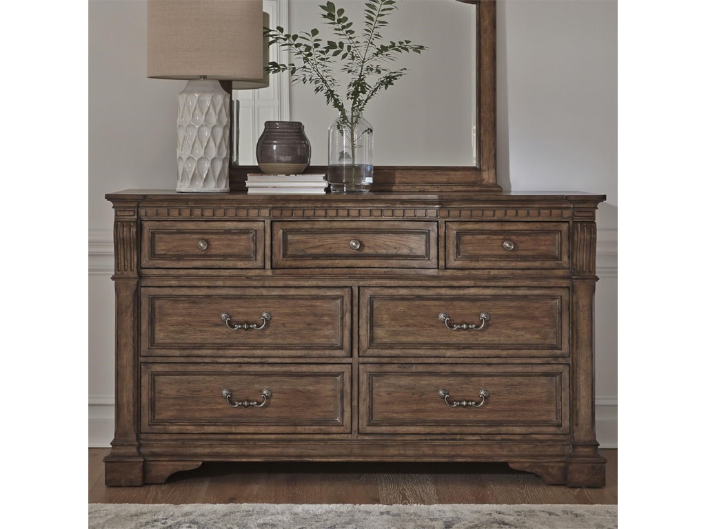 Liberty Furniture Haven HallQueen 5 Pc Group