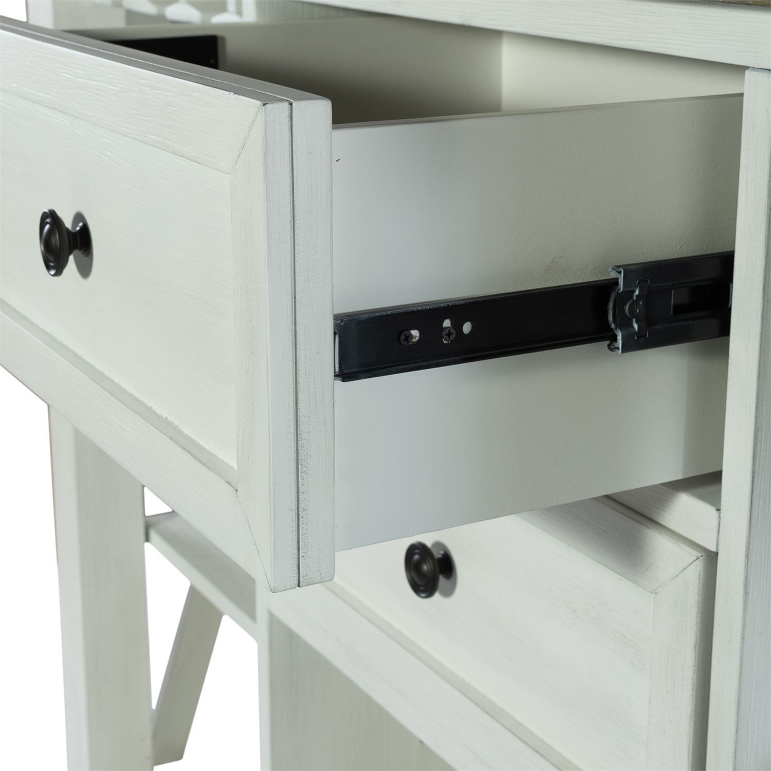 Liberty Furniture Lakeshore 519wh Sr5640 Cottage Style Two Toned Server Pilgrim Furniture City Servers