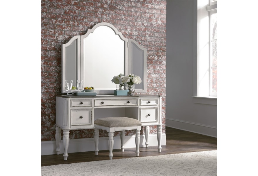 Liberty Furniture Magnolia Manor Bedroom Vanity Set Johnny