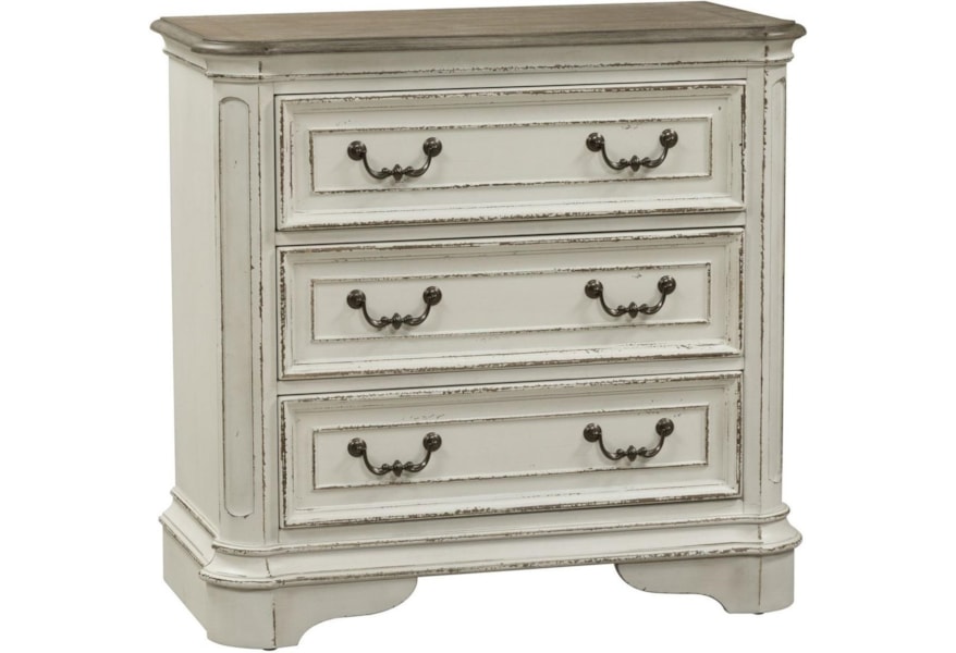 Magnolia Manor 3 Drawer Bedside Chest Magnolia Manor 3 Drawer Bedside Chest