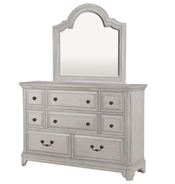 Magnussen Home Windsor Lane Traditional Dresser And Mirror Set