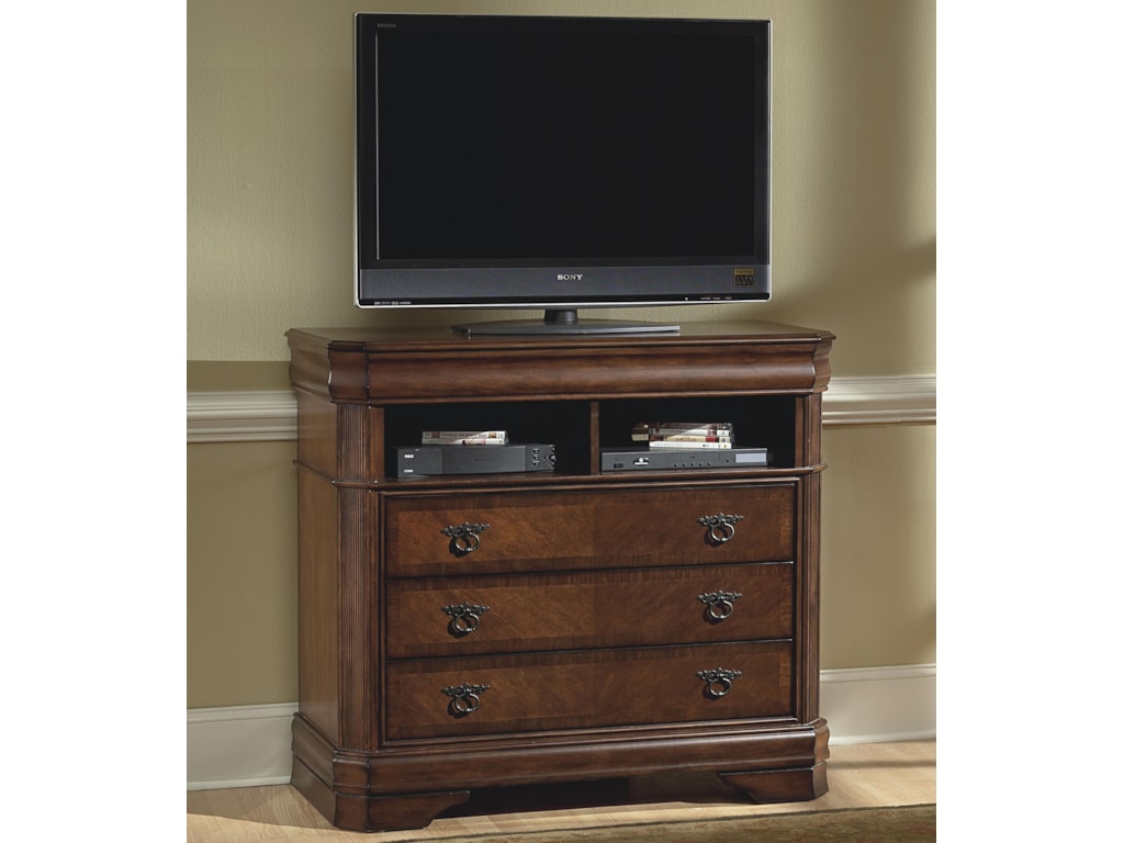 New Classic SheridanMedia Chest