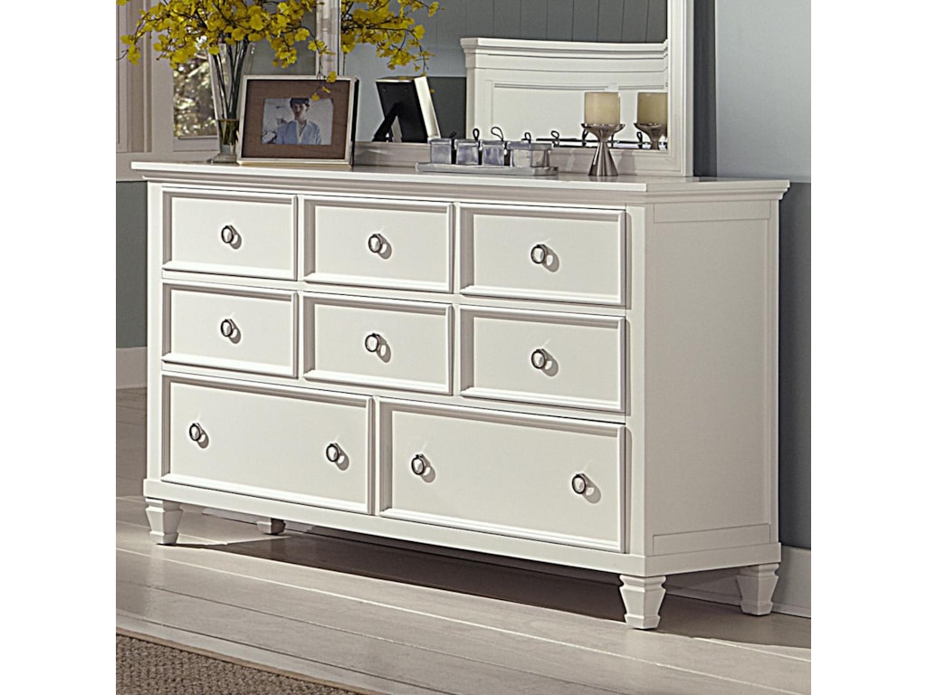New Classic Countryside8-Drawer Dresser