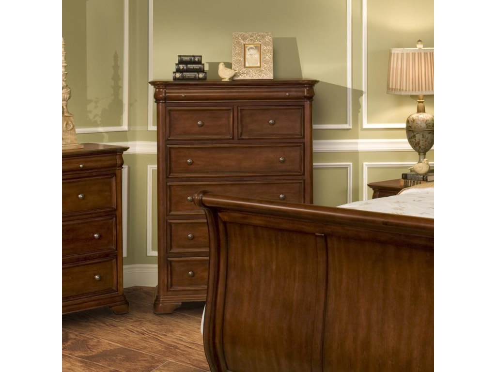 New Classic Whitley CourtChest of Drawers