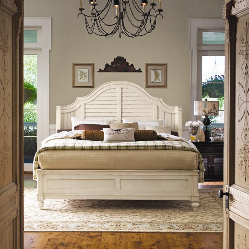 Paula Deen By Universal Paula Deen Home King Steel Magnolia Bed