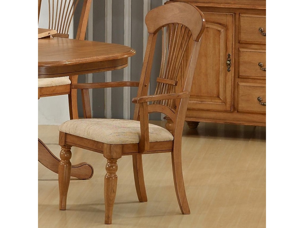 Primo International 1855Arm Chair