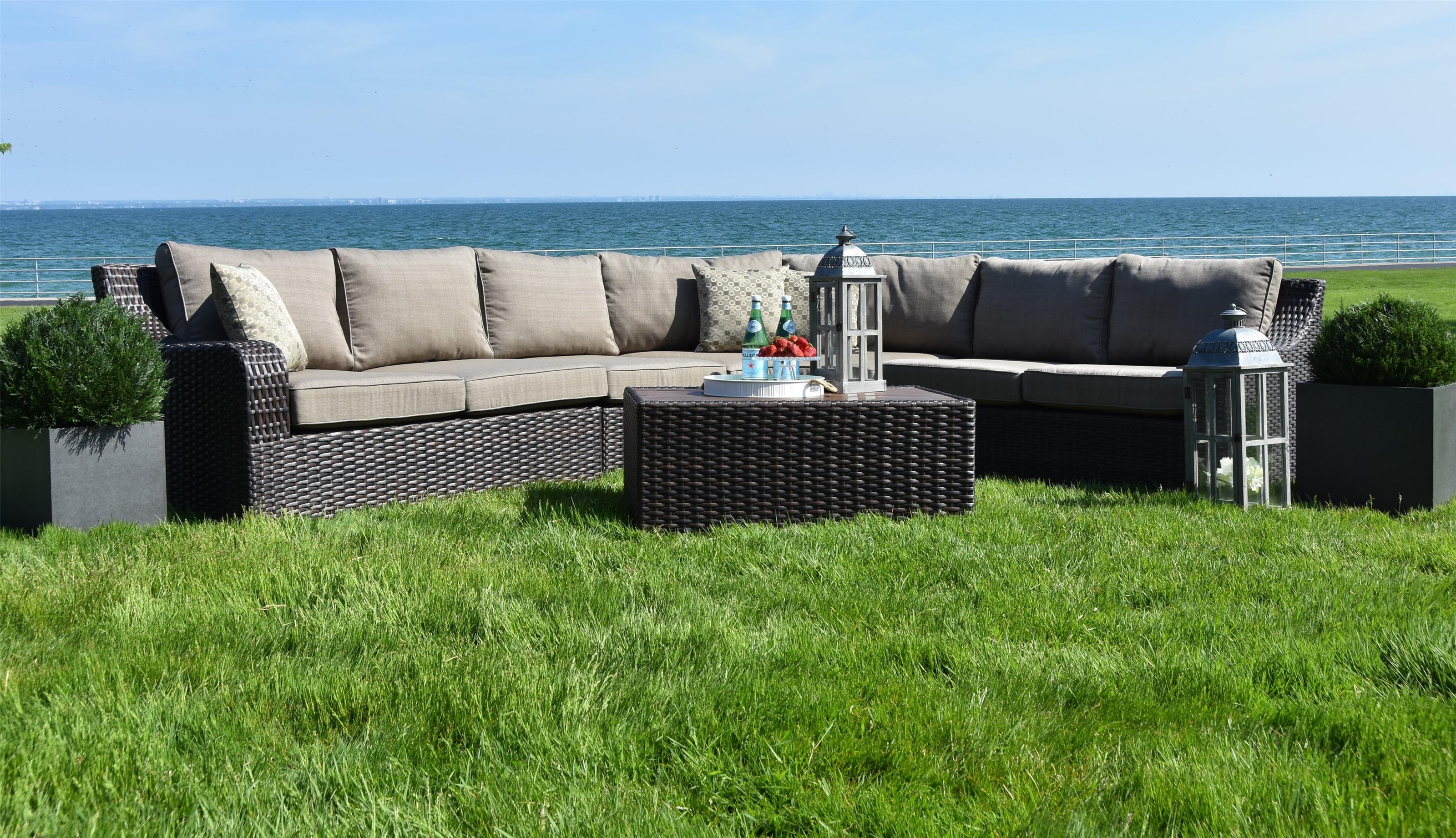 Primo International Tortola Outdoor Wicker Sectional With Aluminum