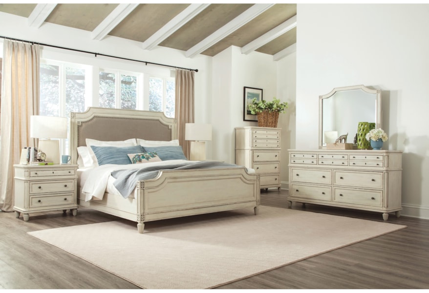 Riverside Furniture Huntleigh 7 Drawer Dresser And Mirror Combo In