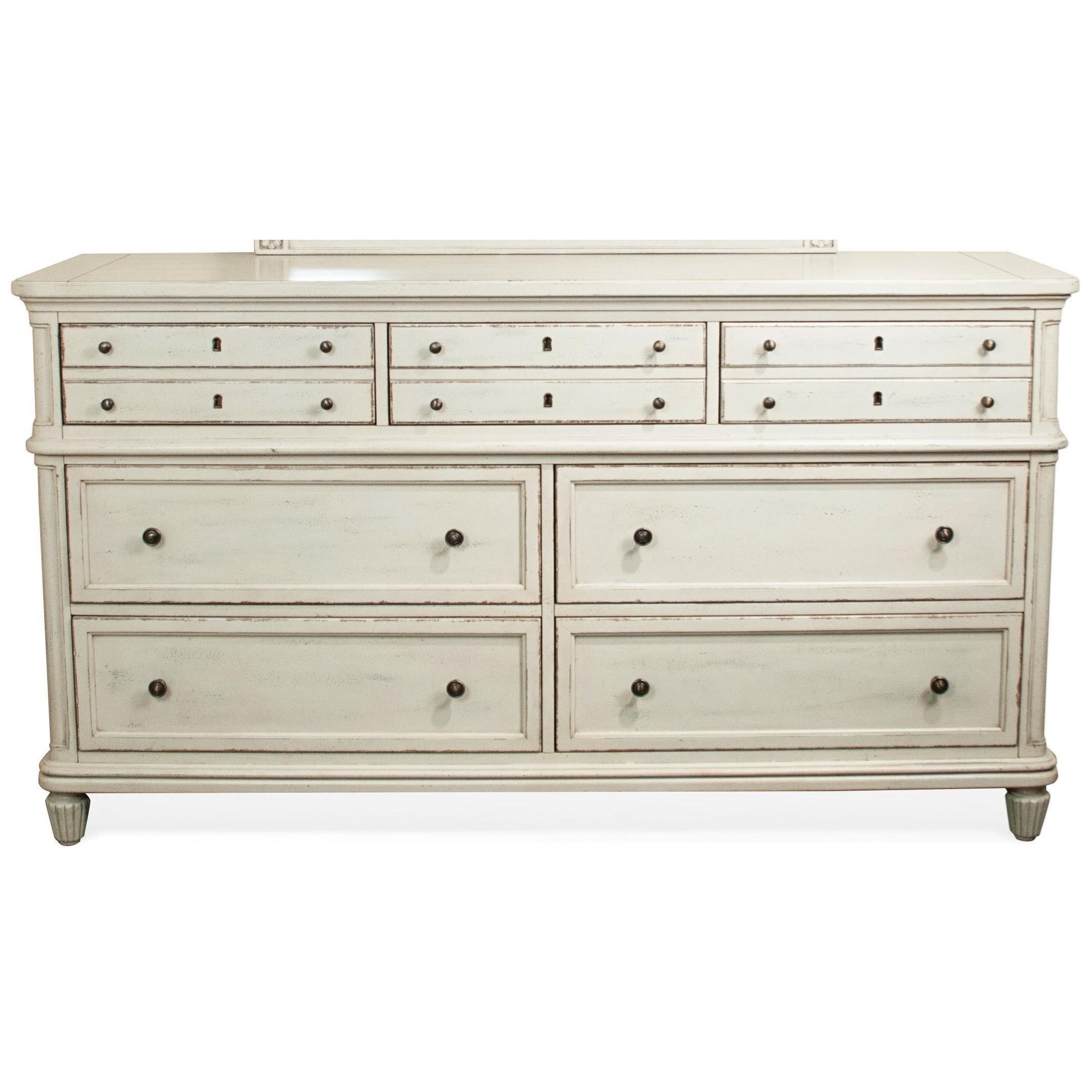 Riverside Furniture Huntleigh 10260 7 Drawer Dresser In Vintage