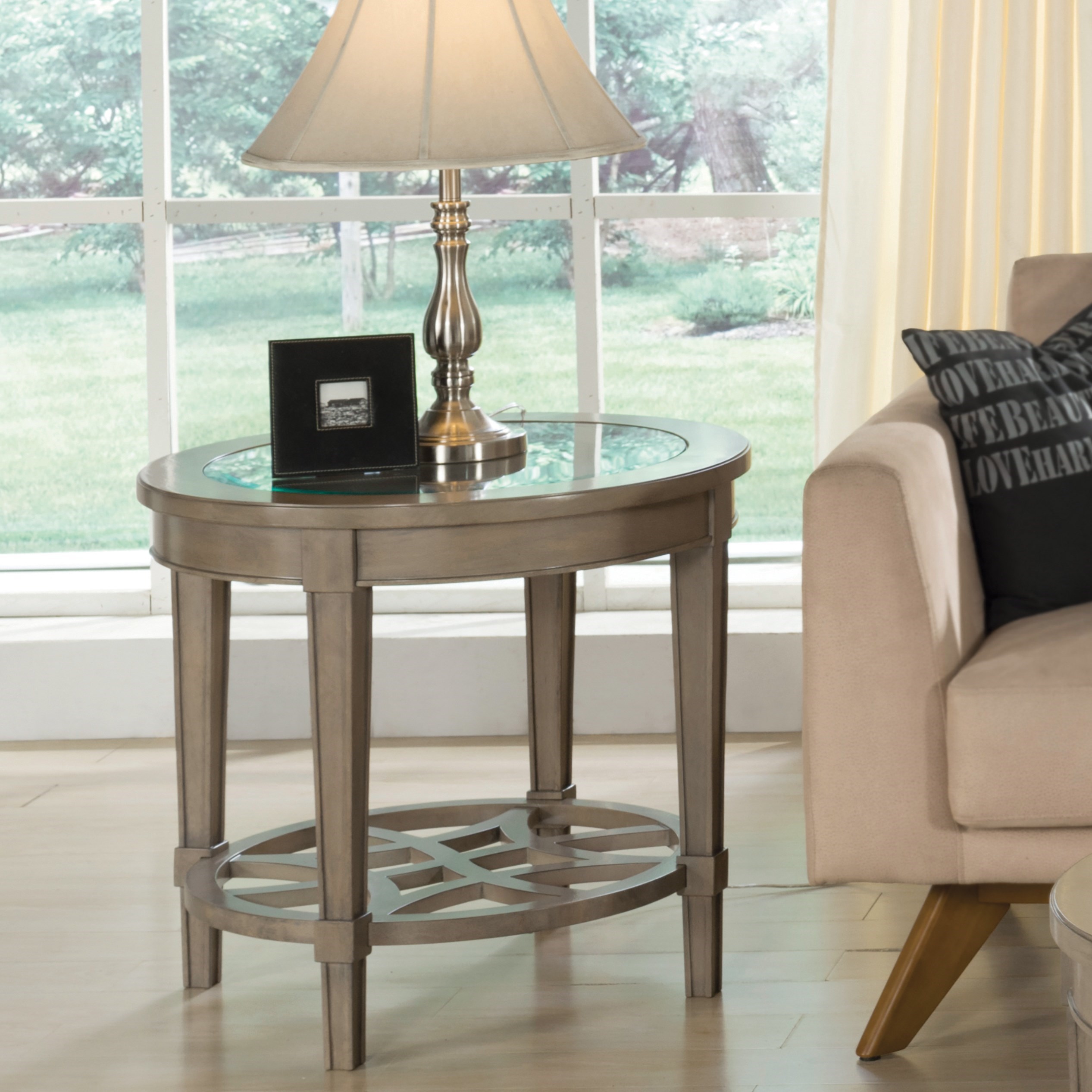 round end table with lamp