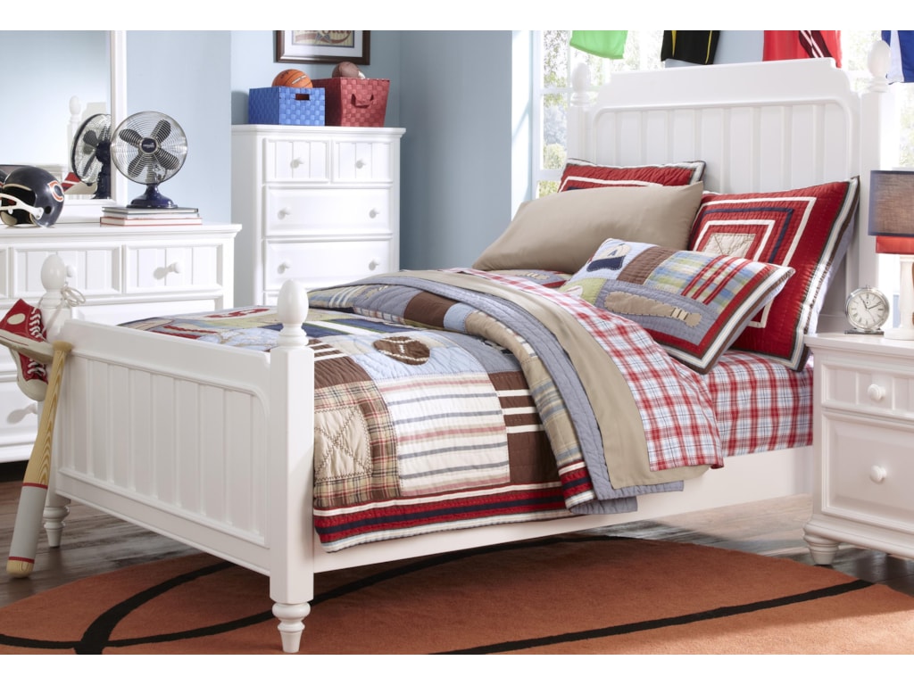 Samuel Lawrence Summertime Youth White Twin Poster Bed Samuel Lawrence Summertime Youth White Twin Poster Bed