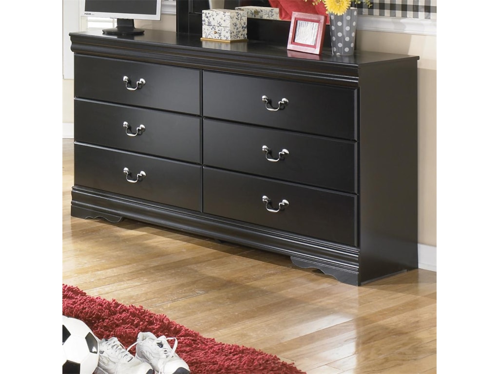 Signature Design by Ashley Huey VineyardDresser