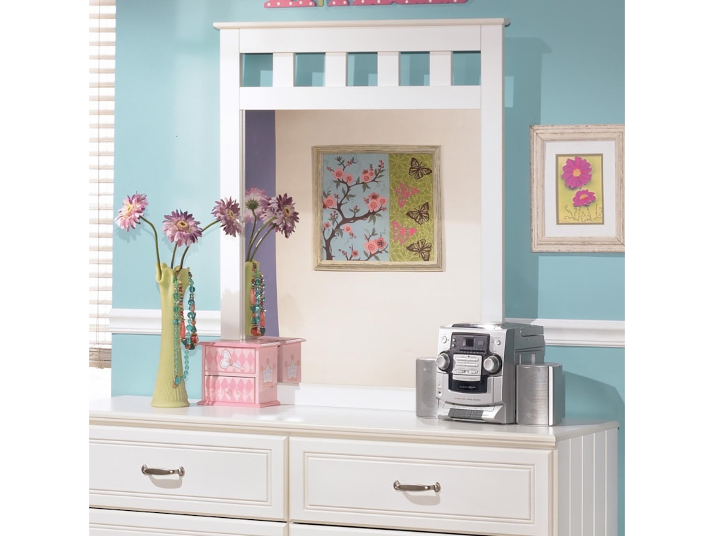 Signature Design by Ashley LuluMirror