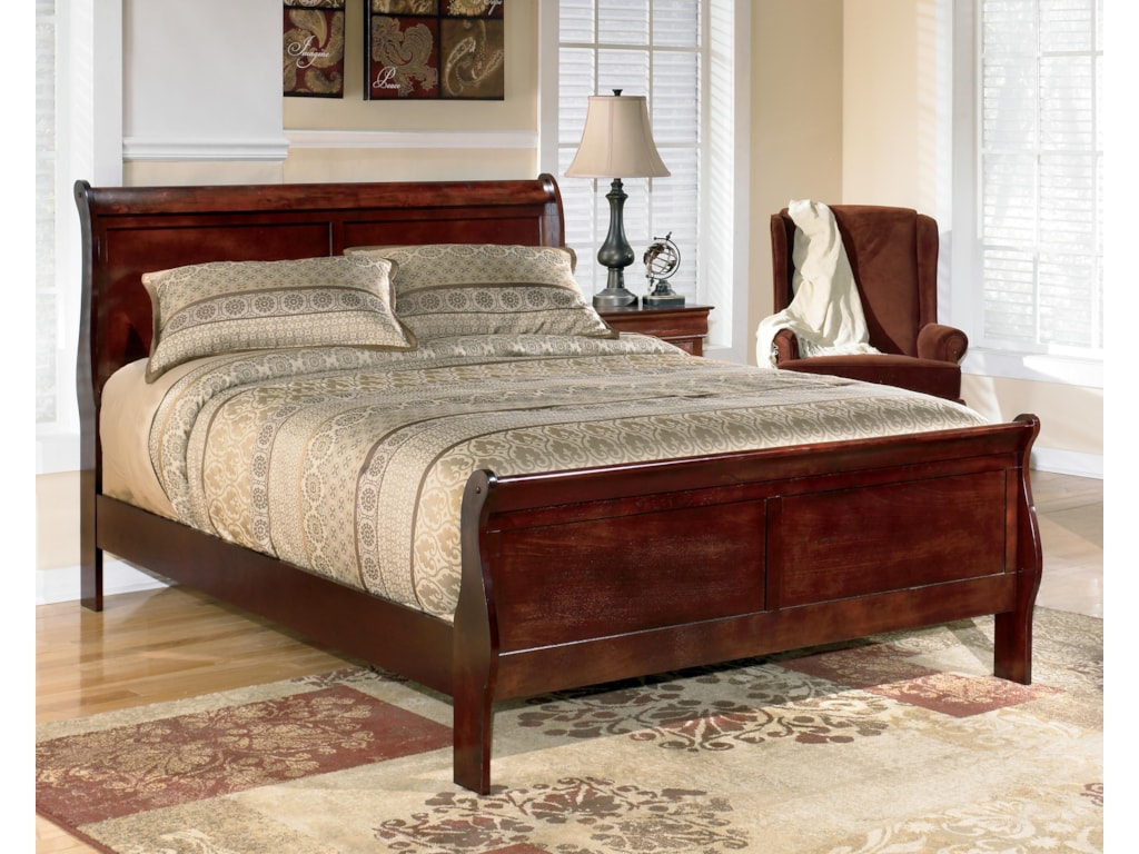 Signature Design By Ashley Alisdair Queen Sleigh Bed Royal Furniture Sleigh Beds Queen Size Sleigh Bed Set