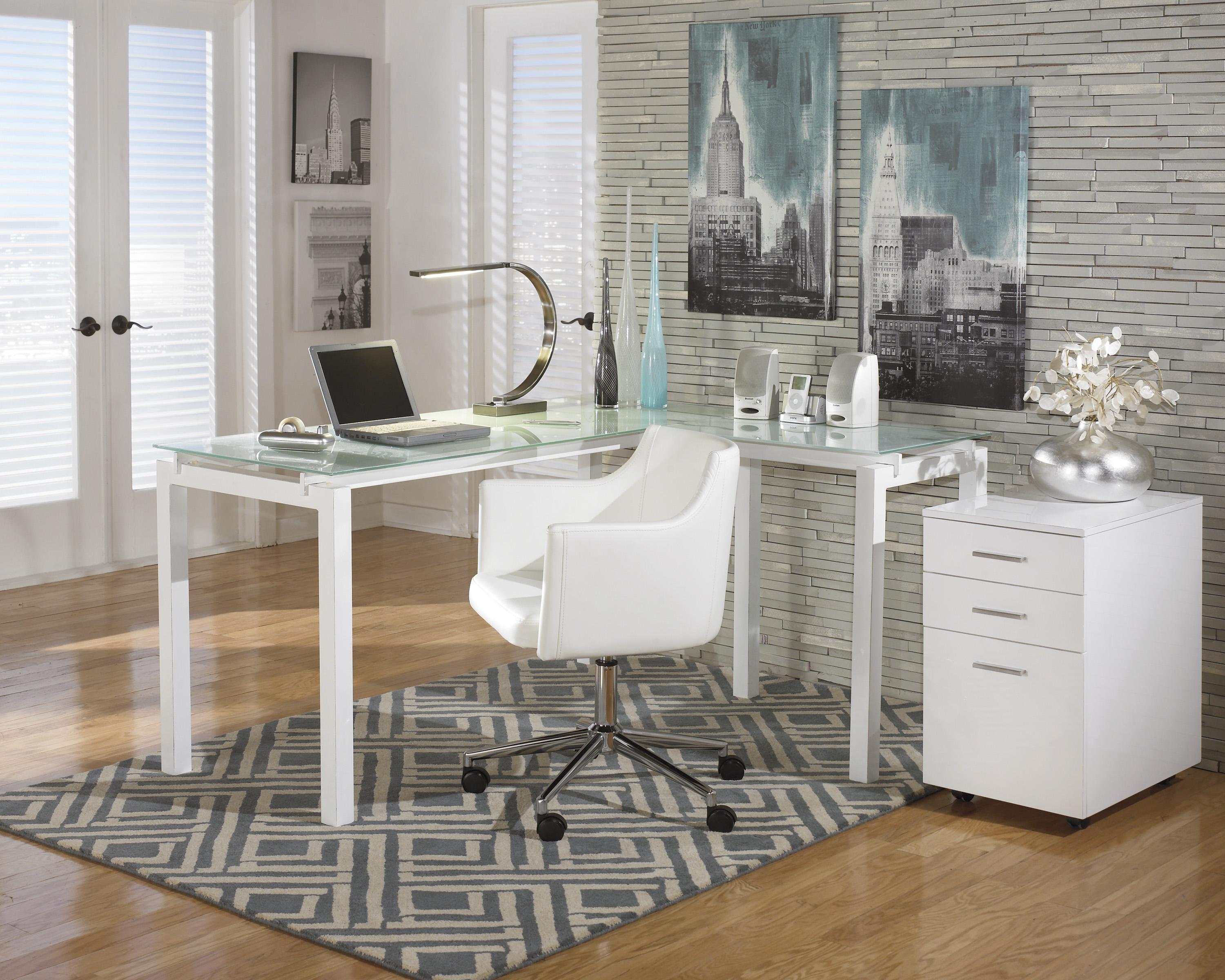 Signature Design By Ashley Baraga H410 01a White Vinyl Home Office Swivel Desk Chair Sam Levitz Furniture Office Task Chairs
