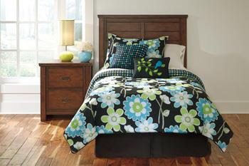 Ashley Furniture Signature Design Bedding Sets Q157001t Twin Sweetie Blue Top Of Bed Set Del Sol Furniture Bedding Sets