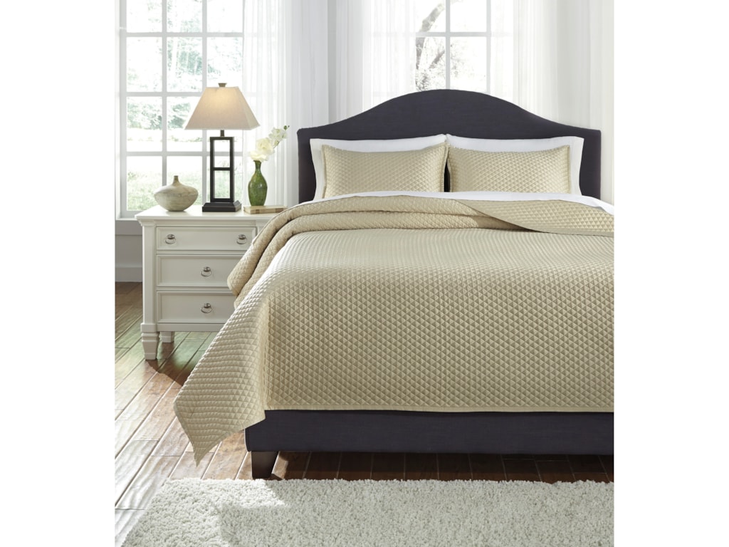 Signature Design Bedding Sets King Trick Sand Quilt Set Signature Design Bedding Setsking Trick Sand Quilt Set