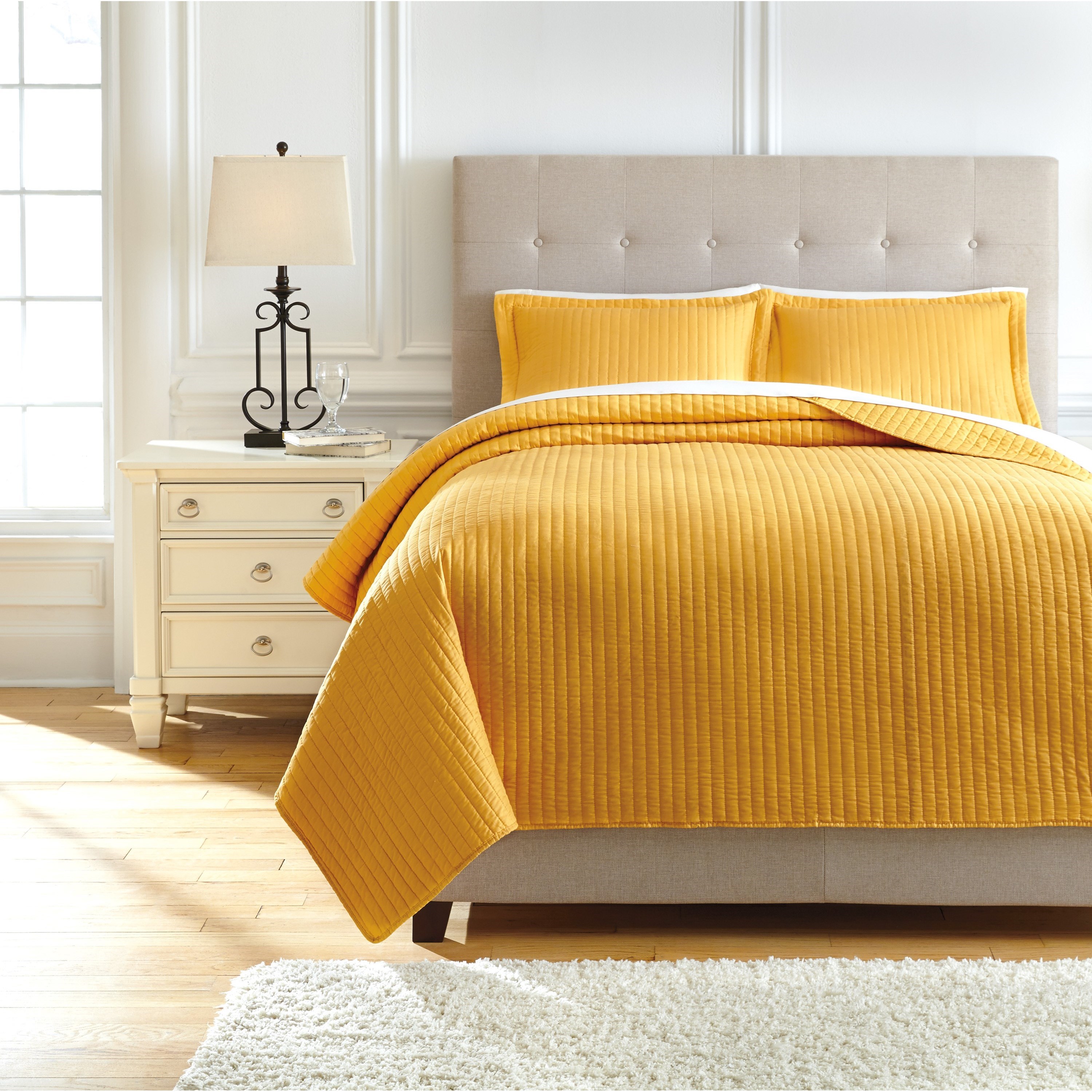 Signature Design By Ashley Bedding Sets Q492003k King Raleda Ochre