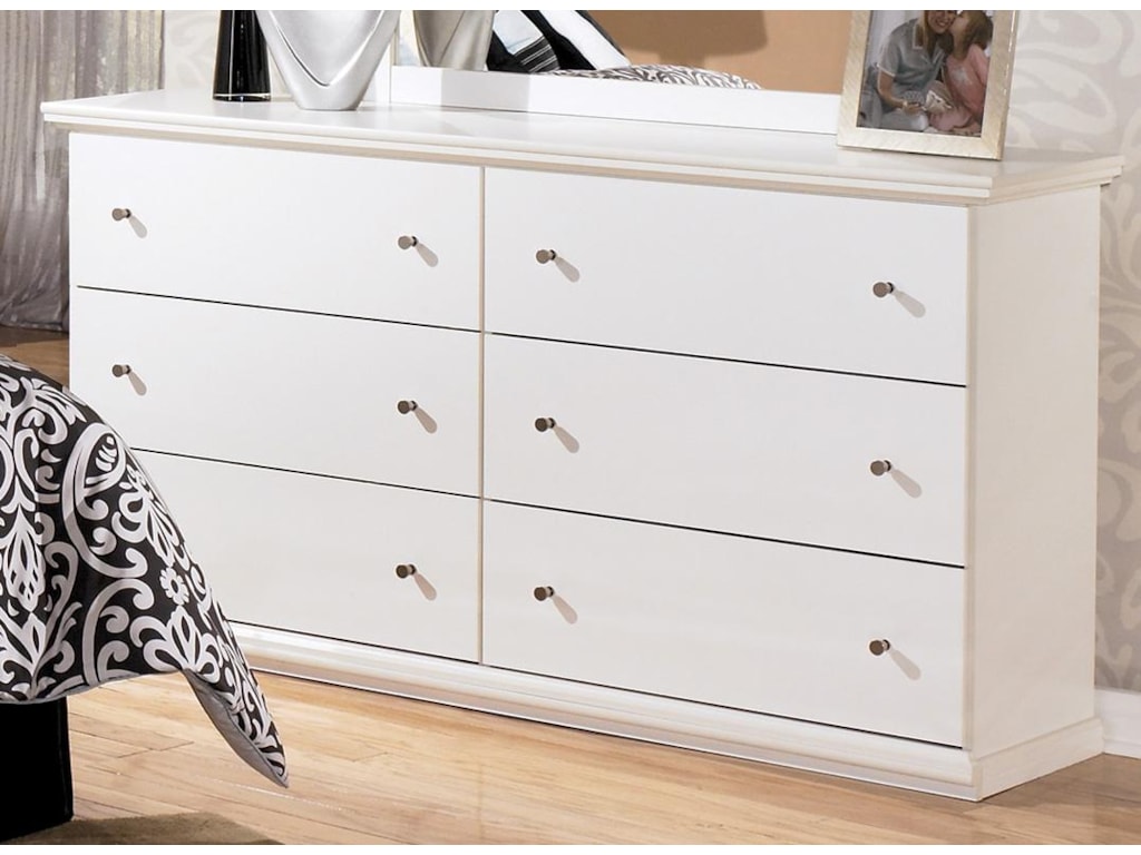 Signature Design by Ashley Bostwick ShoalsDresser